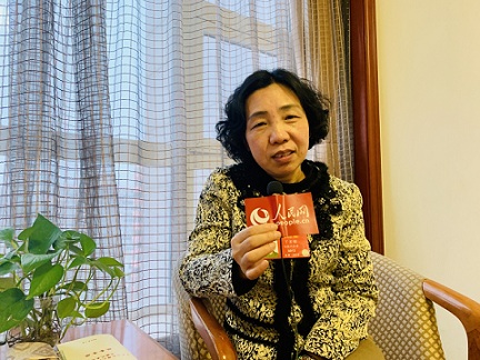 全國(guó)人大代表丁宏鎖接受人民網(wǎng)記者專訪    關(guān)注培養(yǎng)“工匠”和“二孩”